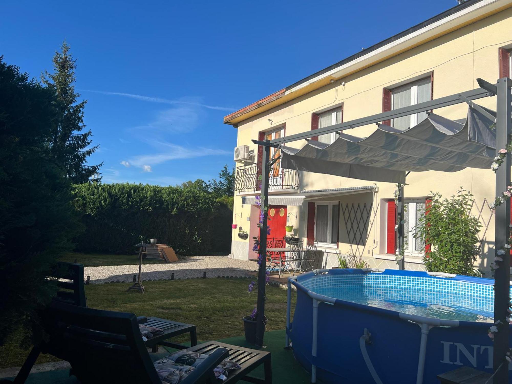 Gite Du St Martin Apartment Oradour-Fanais Luaran gambar